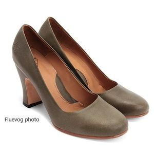 John Fluevog Miracles Medugorje olive leather pump